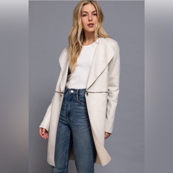 Stylish Off White Faux Suede Coat - Picture 7 of 7